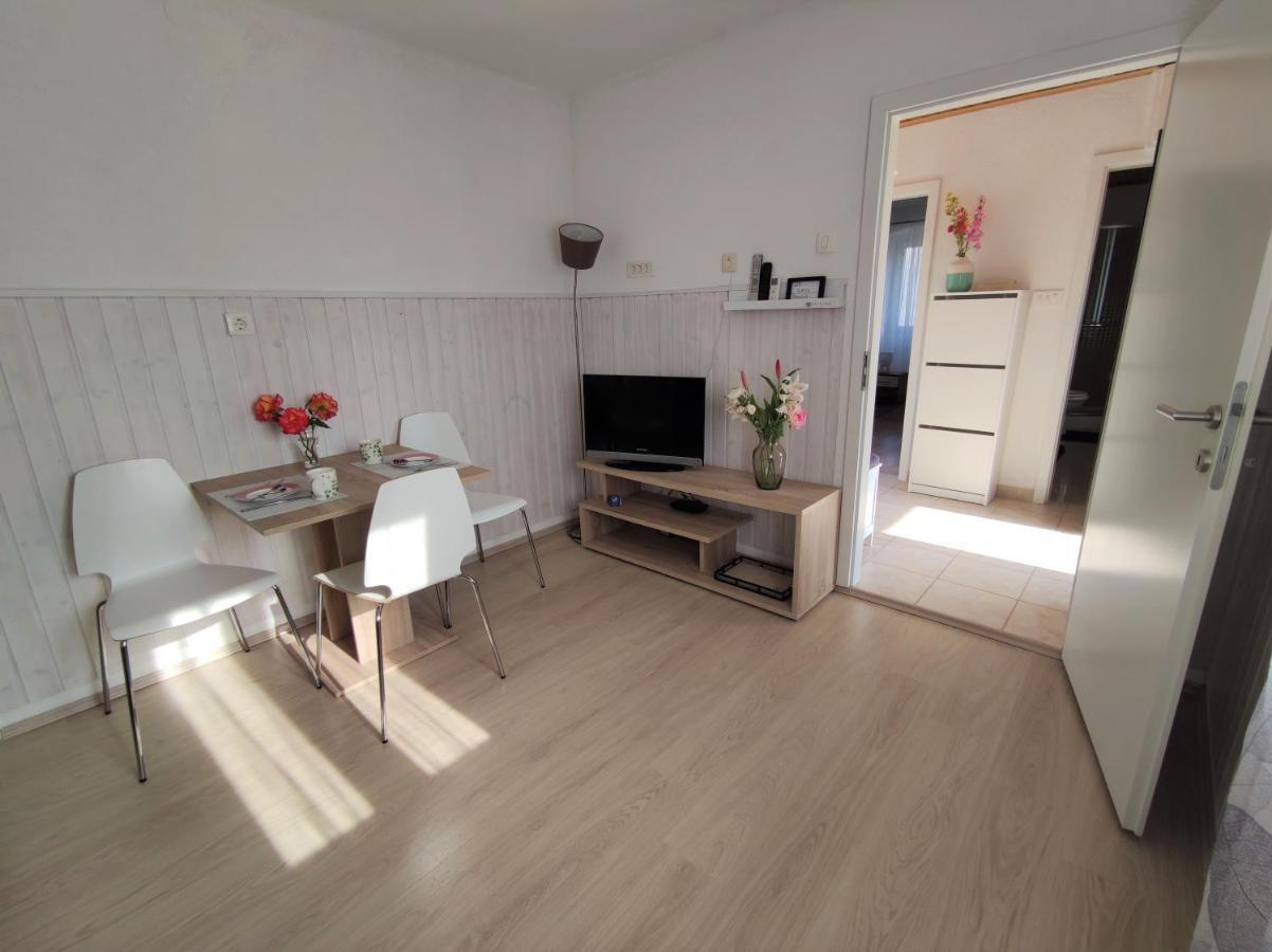Apartman Josip Garica Ngoại thất bức ảnh